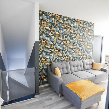 Appartement "Le Terminus " Gare-Cosy-Wifi 6 Personnes Сен-Кантен Екстериор снимка