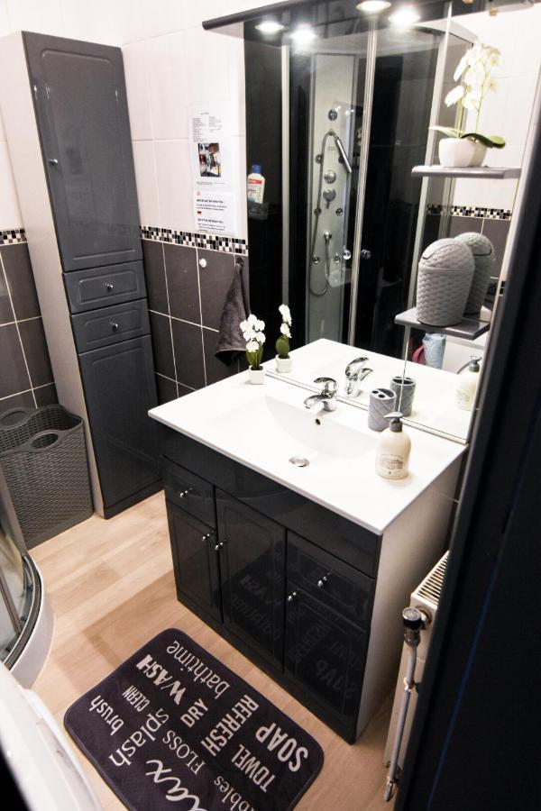 Appartement "Le Terminus " Gare-Cosy-Wifi 6 Personnes Сен-Кантен Екстериор снимка
